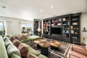 A special opportunity to acquire this stunning three bedroom apartment located in the highly desirable Embassy Gardens development, home to the famous Sky Pool.